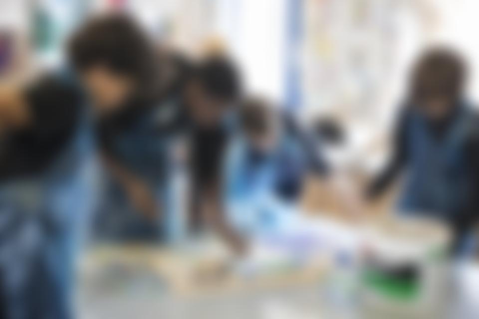 Curious Minds | Charici