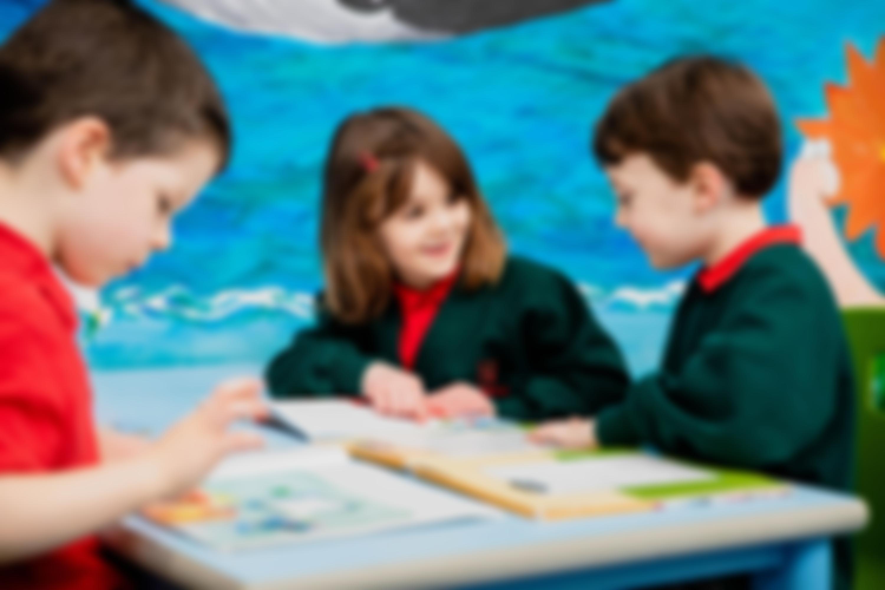 Holmesdale School Parents And Staff Association | Charici