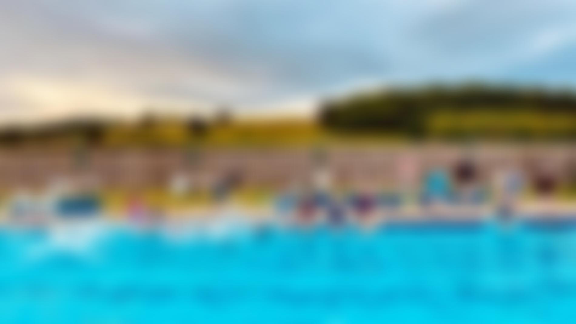 Helmsley Open Air Swimming Pool | Charici