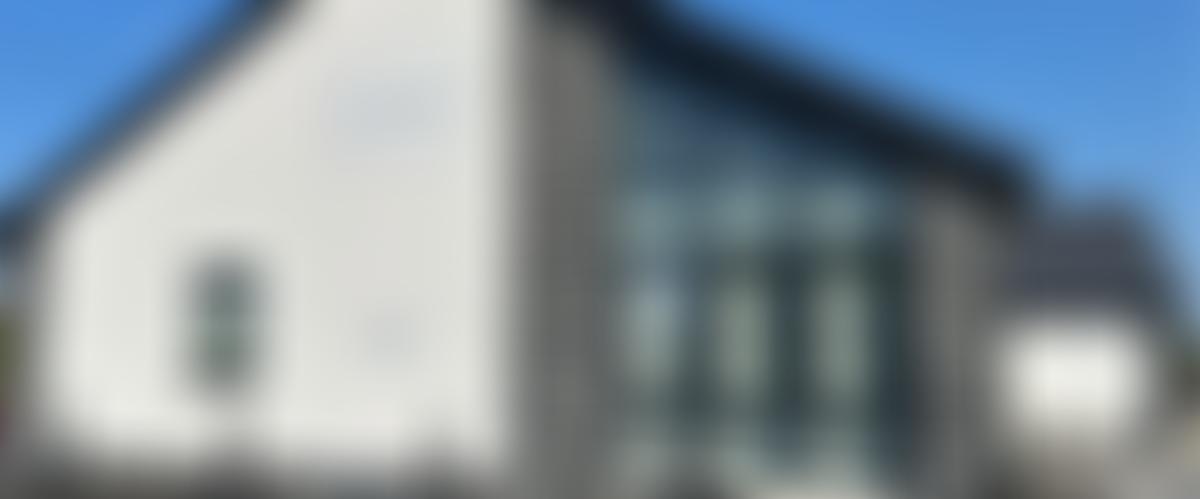 Neuadd Llanddarog Hall | Charici